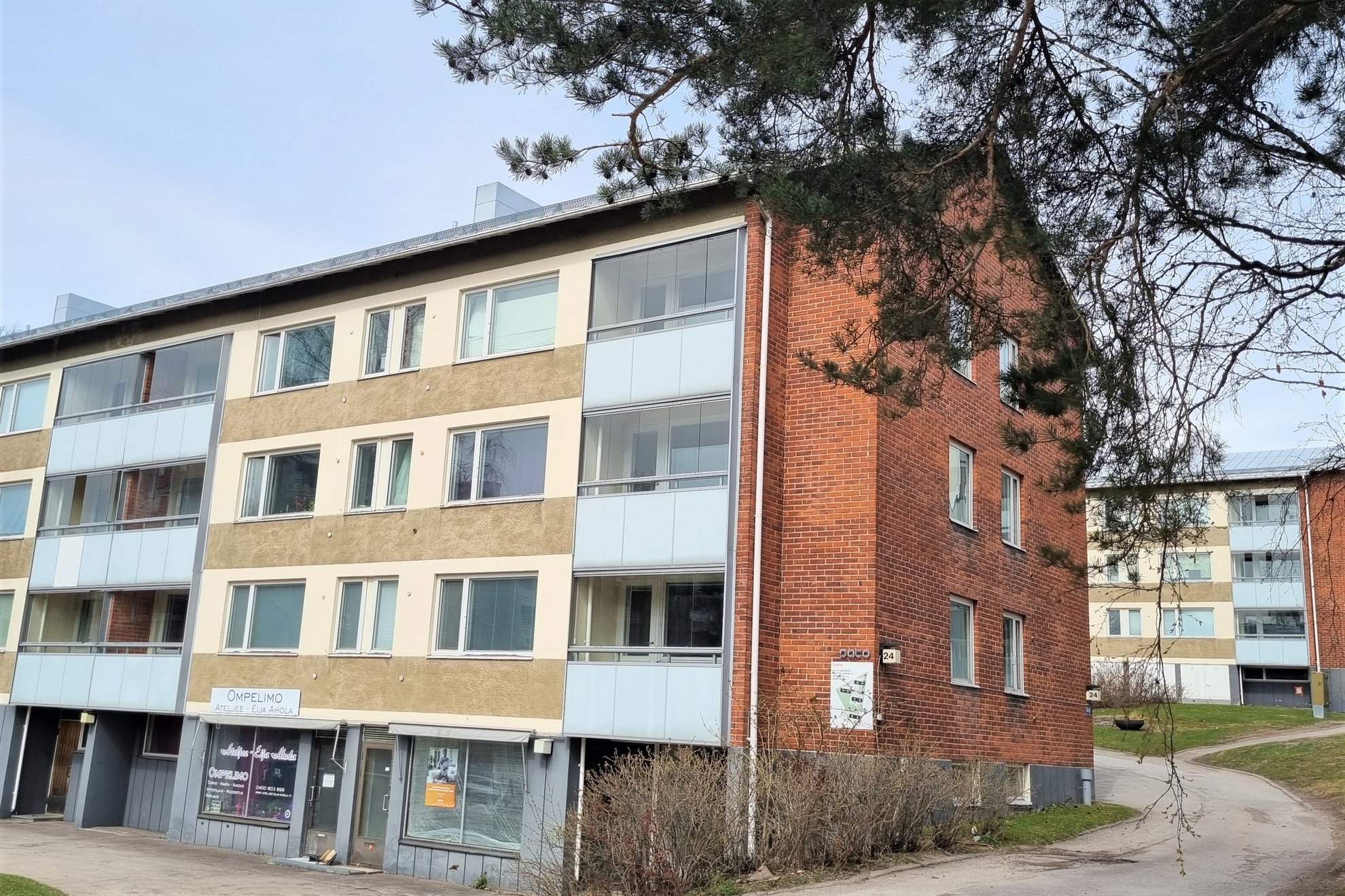Nayttelijantie24-sato
